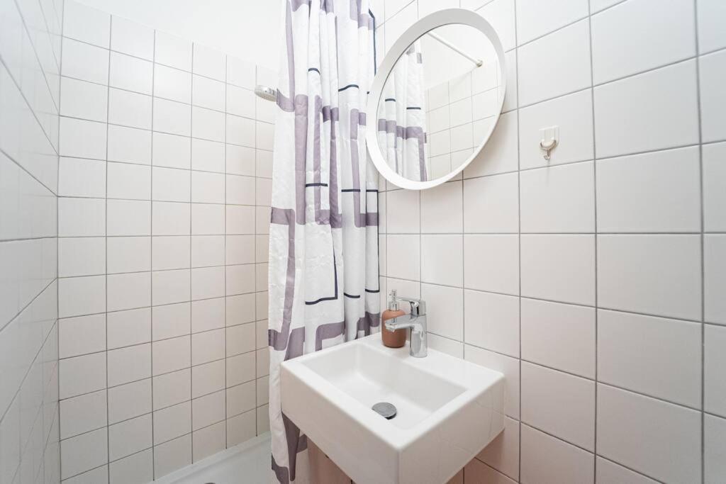 Mini Studio In Masaryk Quarter - Brno Apartment Luaran gambar