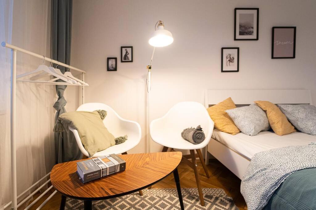 Mini Studio In Masaryk Quarter - Brno Apartment Luaran gambar